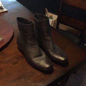 Nice brown boots size 10 Sag Harbor